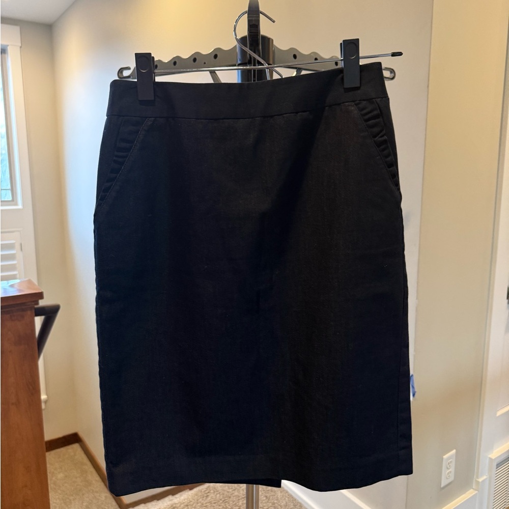 Talbots Classic Dark Women's Skirt (not denim but between dark black and blue)